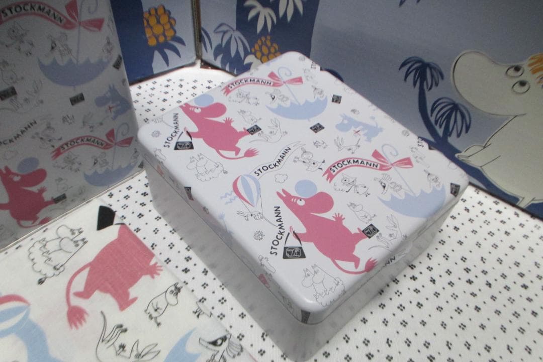 Moomin ストックマン 150周年限定 TIN 缶 & ティータオル セット