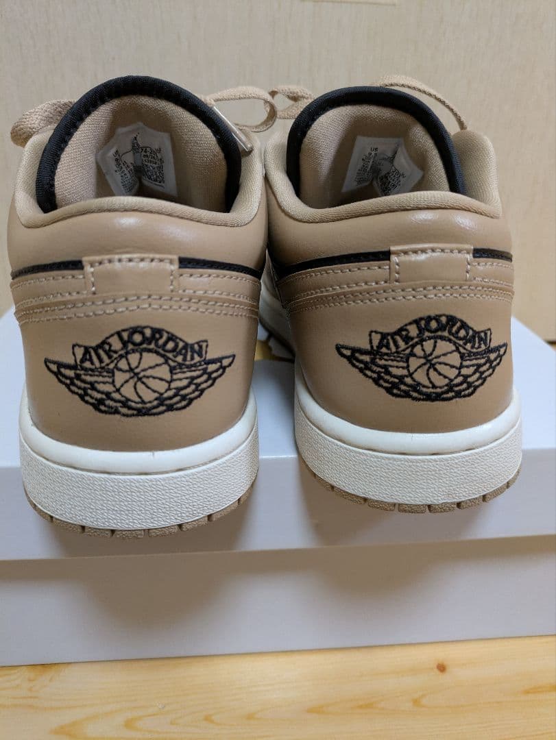 Nike Air Jordan 1 Low デザート/ブラック