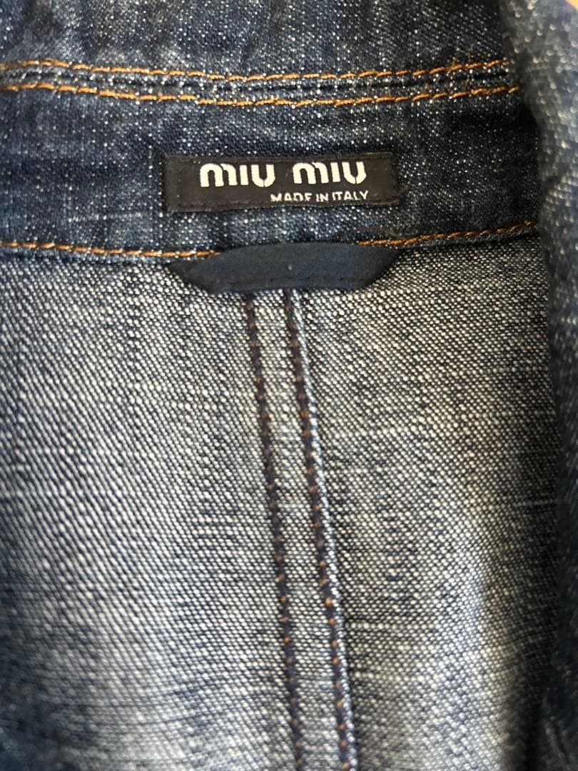 希少miu miu 定価70,000 イタリア製デニムジャケット