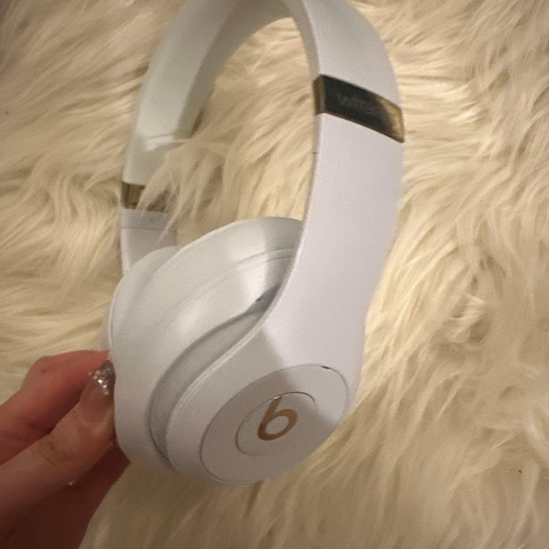 Beats ワイヤレスヘッドホン ホワイト