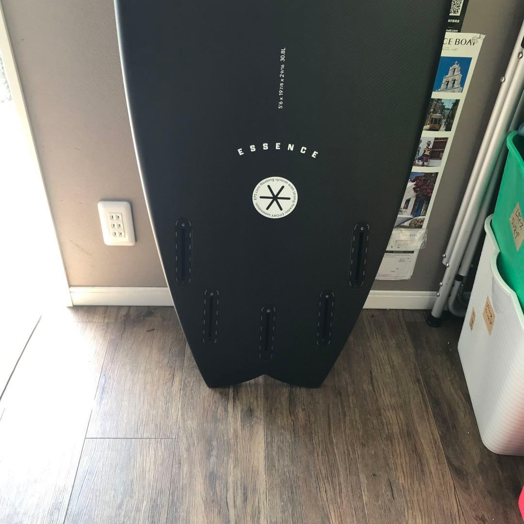 ESSENCE ブラック ショートボード　カーボン　5,6 サーフボード最強