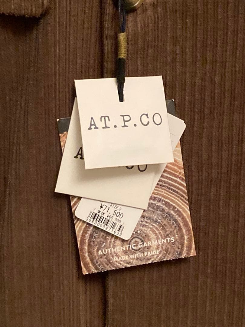 AT.P.CO新品未使用タグ付コーデュロイチェスターコートmadeinITALY