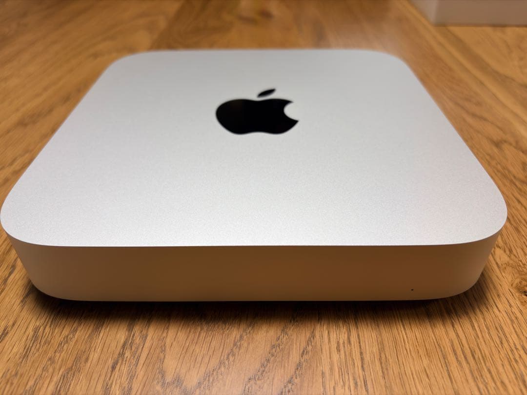 Macデスクトップ M2 Mac mini (8GB, 256GB SSD)