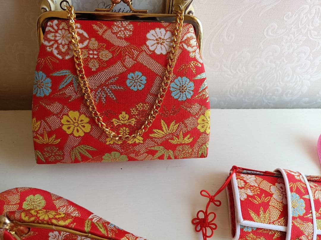 式部浪漫☆新品刺繍入着物☆作り帯フルセット