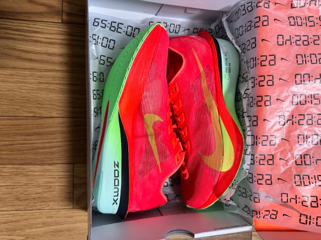 NIKE ZOOMX VAPORFLY NEXT％4 ヴェイパーフライ　26