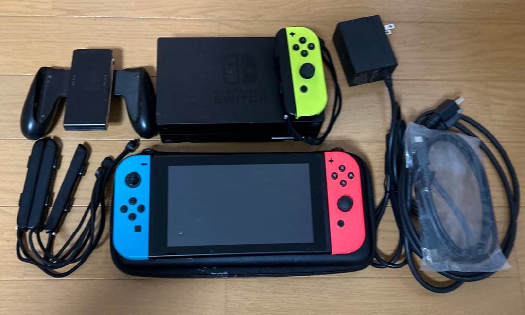ニンテンドースイッチ　本体　付属品あり