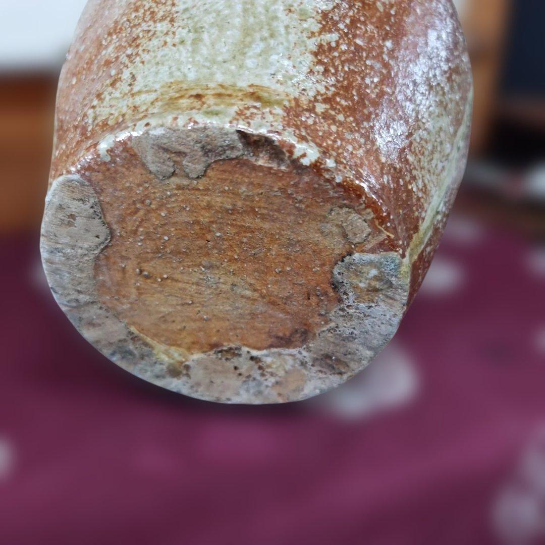 陶器の緑と茶色の瓶 中型