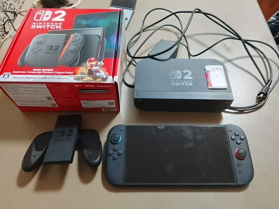 Nintendo Switch 本体 + Joy-Con + 付属品