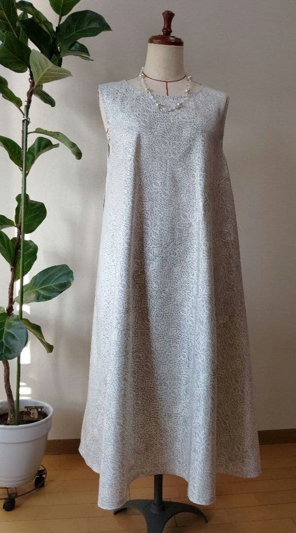 着物リメイク♤白大島紬フレアーワンピース♤正絹ストール付き♤