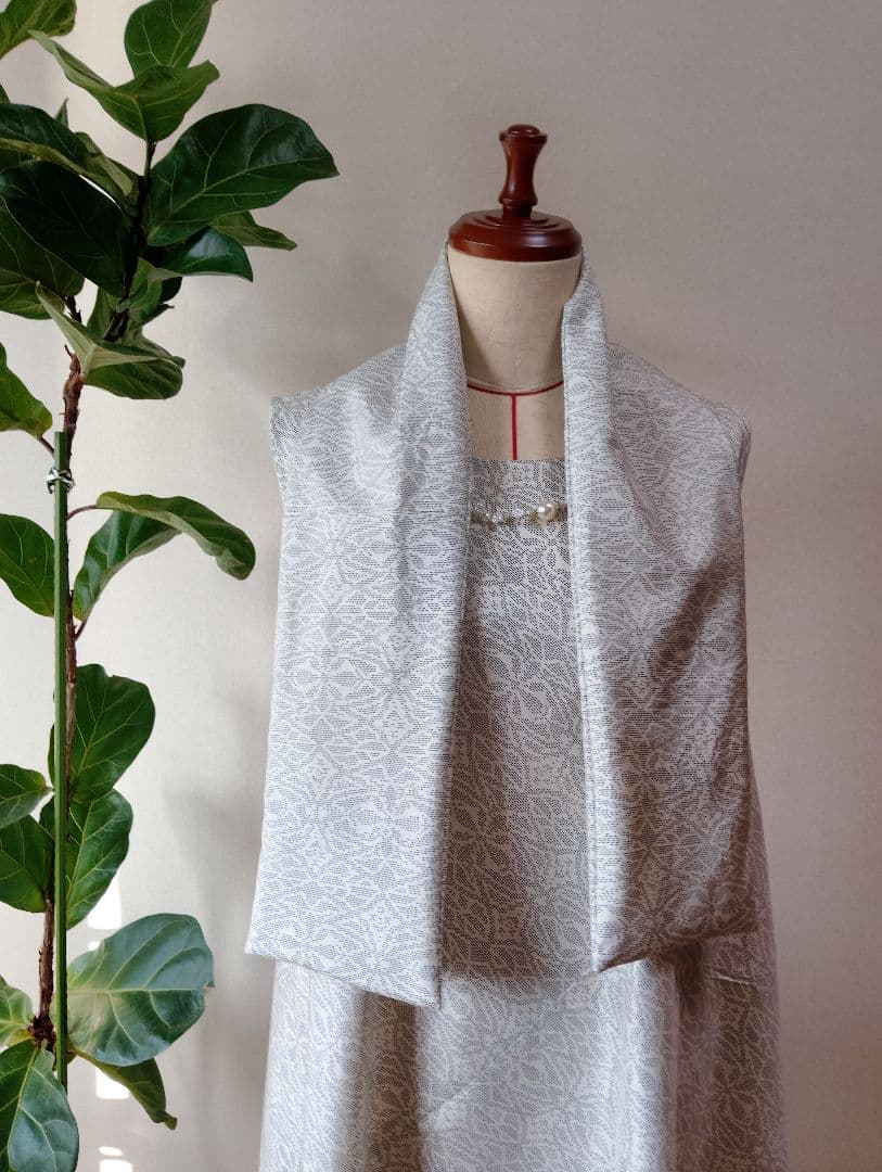 着物リメイク♤白大島紬フレアーワンピース♤正絹ストール付き♤