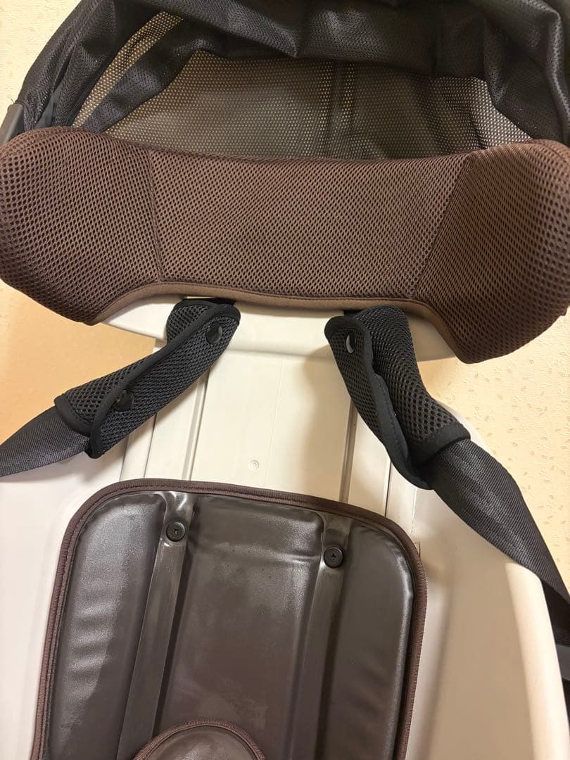 ギュットクルーム フロントシート チャイルドシート レインカバー クッション