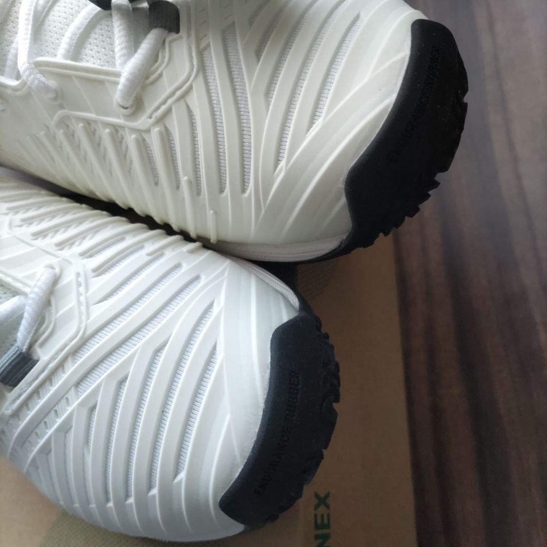 セール中！ヨネックス パワークッションソニケージ3ワイドGC 24.5cm