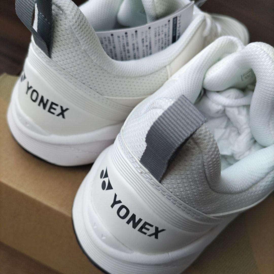 セール中！ヨネックス パワークッションソニケージ3ワイドGC 24.5cm