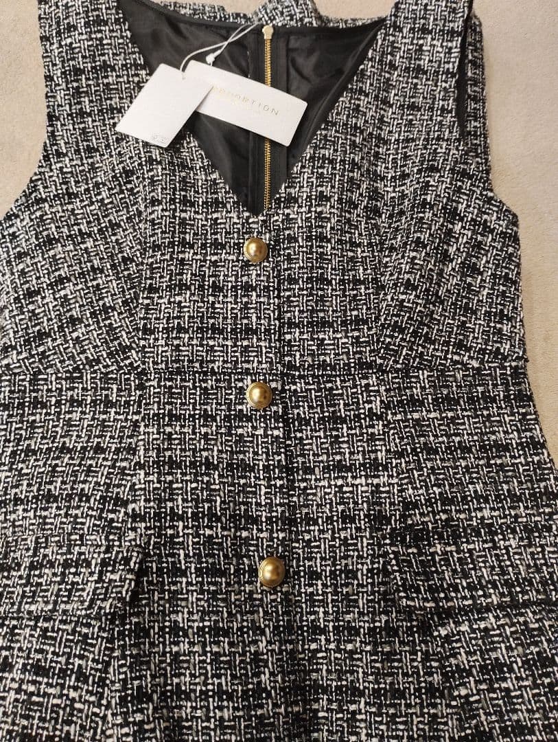 ミックスツイードジャンパースカート。 ブラック系。Mサイズ