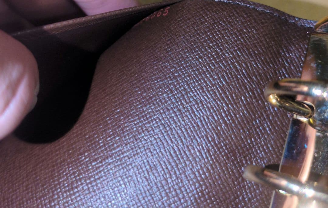 ルイ ヴィトン ダミエ アジェンダMM 手帳カバー 6穴式手帳カバー