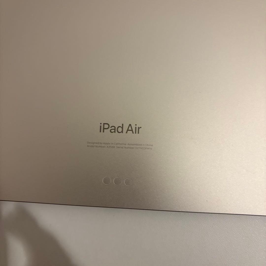 Apple iPad Air 第5世代　シルバー 本体