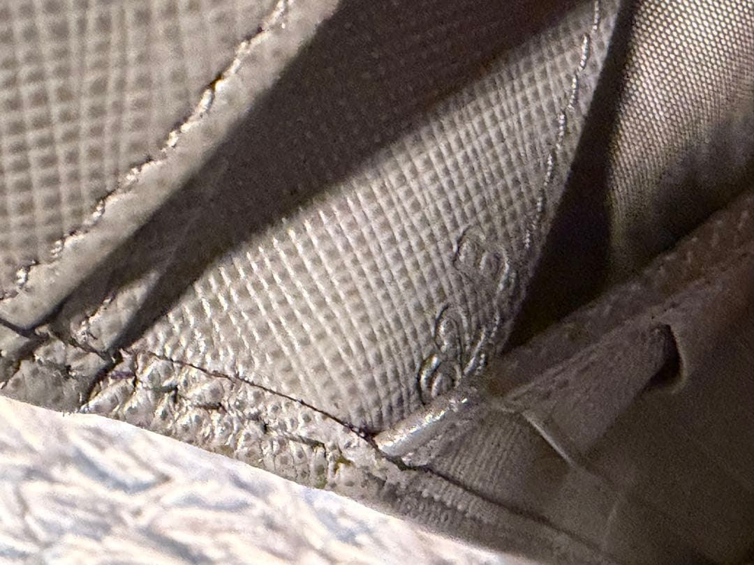 PRADA プラダ 二つ折り財布 2M0738 サフィアーノ ギャラ有