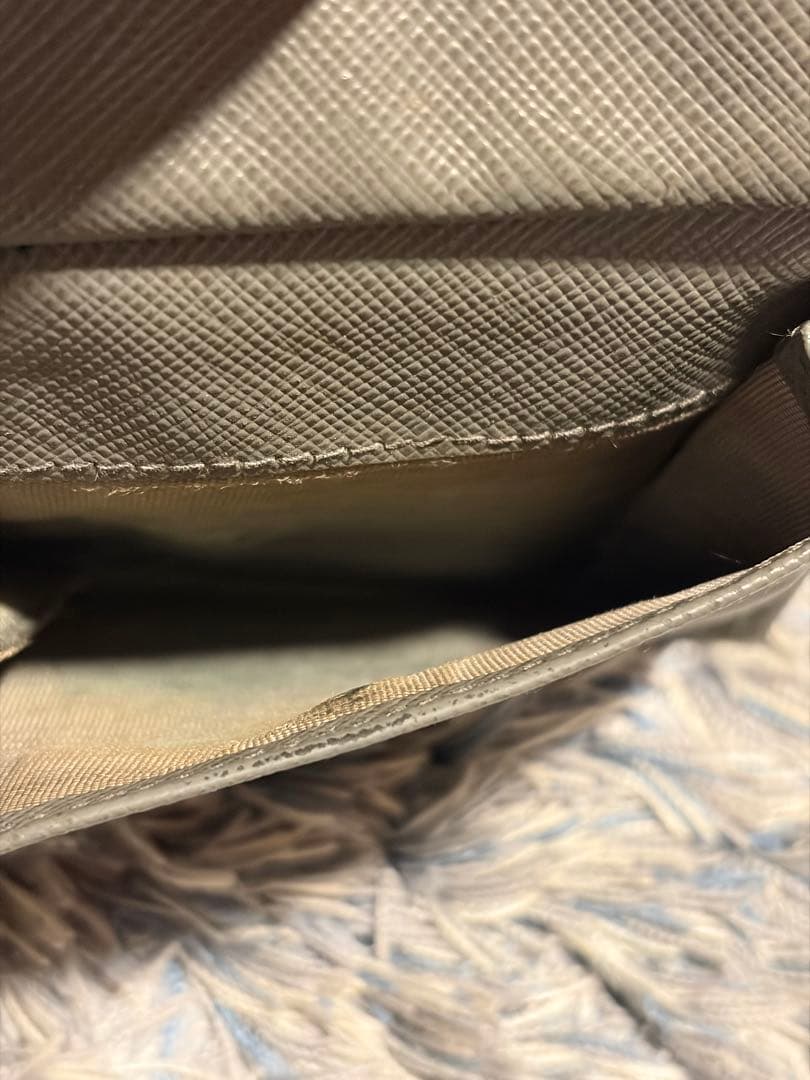 PRADA プラダ 二つ折り財布 2M0738 サフィアーノ ギャラ有
