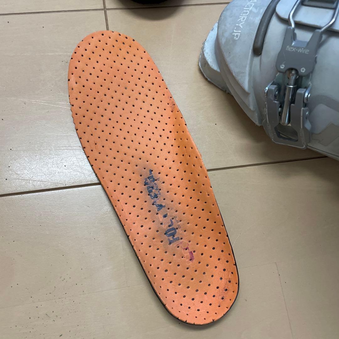 送料込み！21/22 GEN FACTORY FUTURE 23/23.5