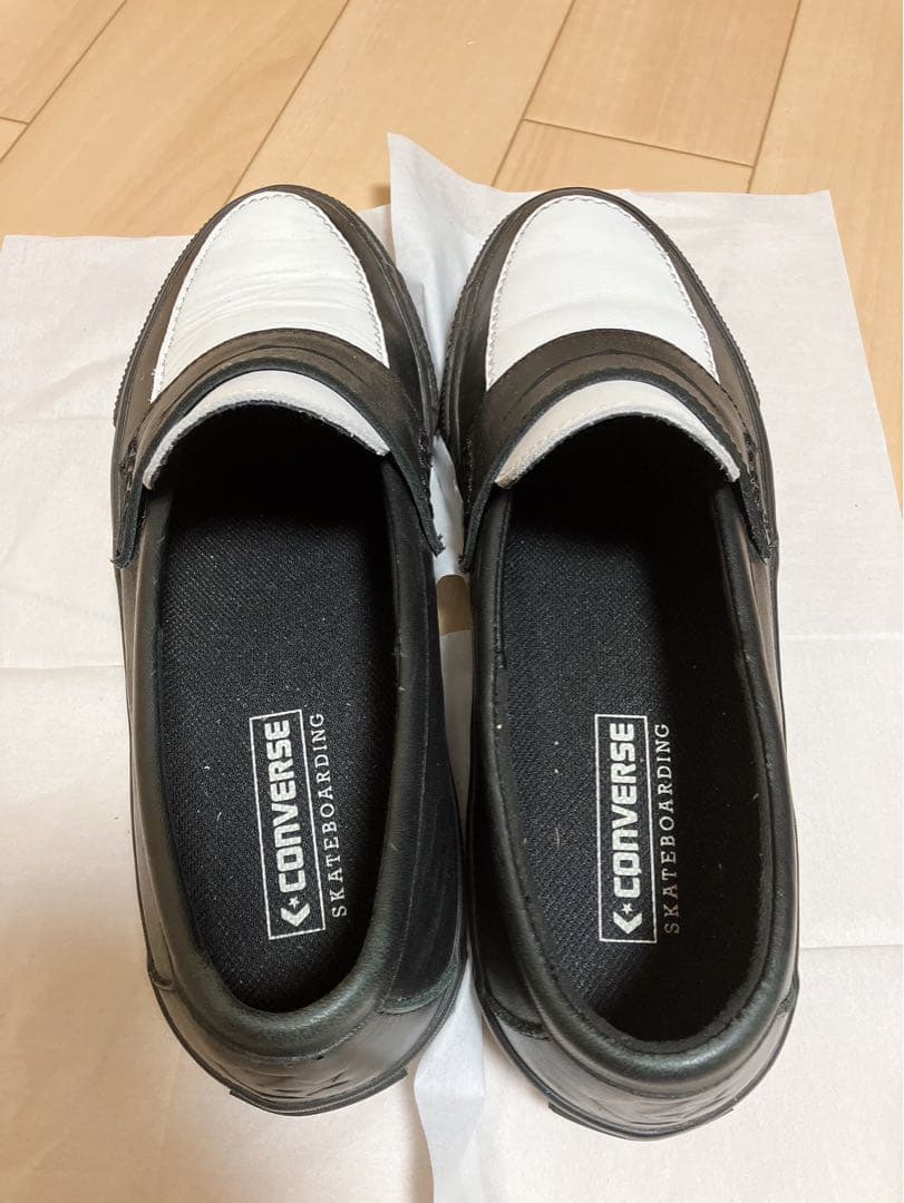 【まいだす】【美品】コンバース　ローファー　白黒　27.5 メンズ