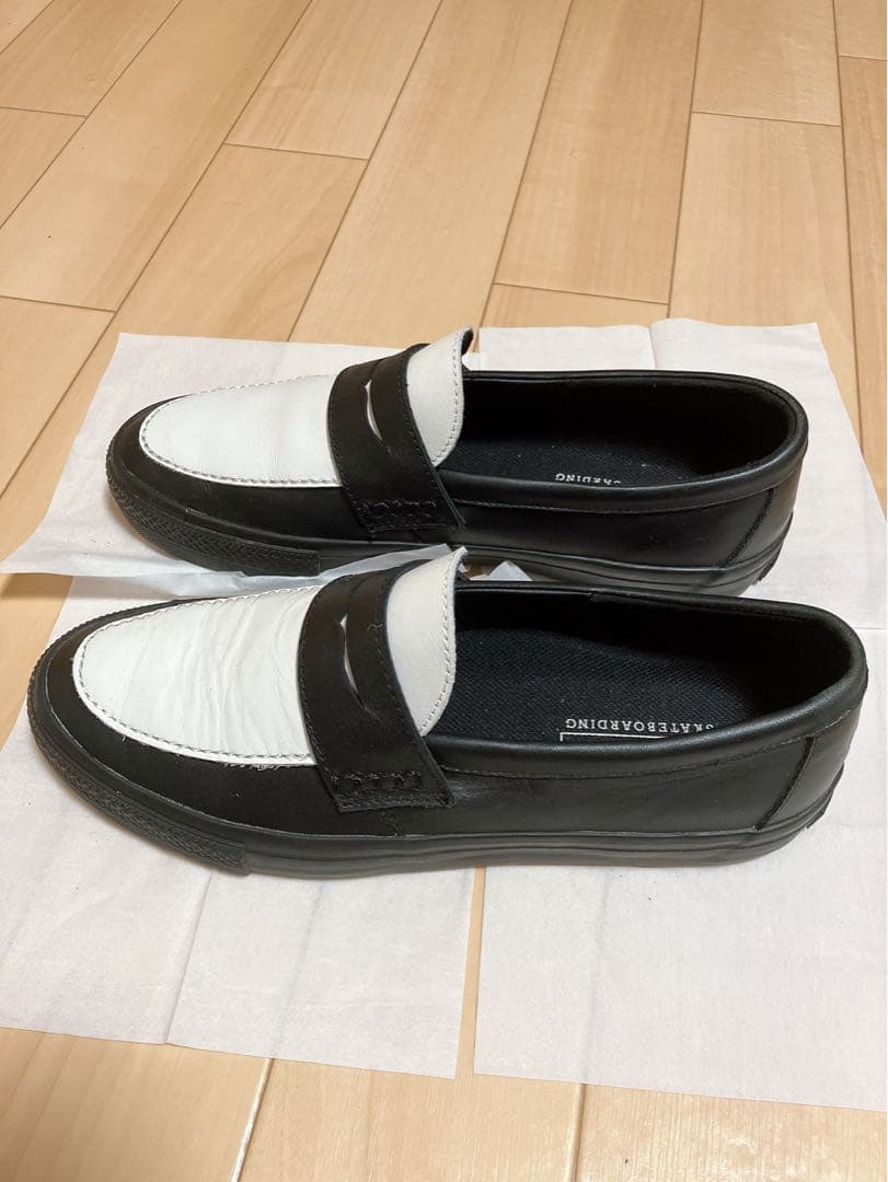 【まいだす】【美品】コンバース　ローファー　白黒　27.5 メンズ
