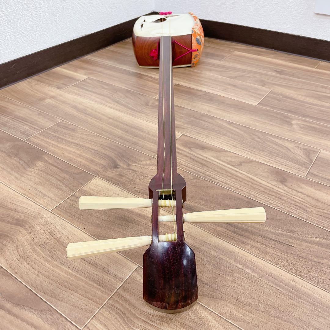地唄三味線 細棹 一本溝 丸打胴 紅木 和楽器