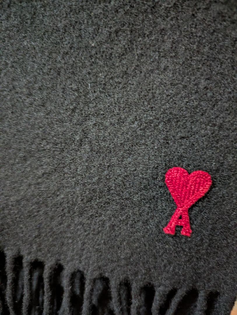 【極美品】Black　アミパリス　アミパリ　ami paris マフラー