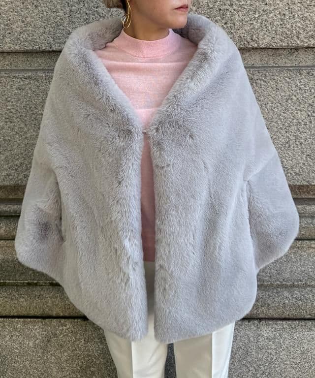 値下げ！新品タグ付き♡JENNE ジェンヌ　リッチボリュームファーケープ　グレー