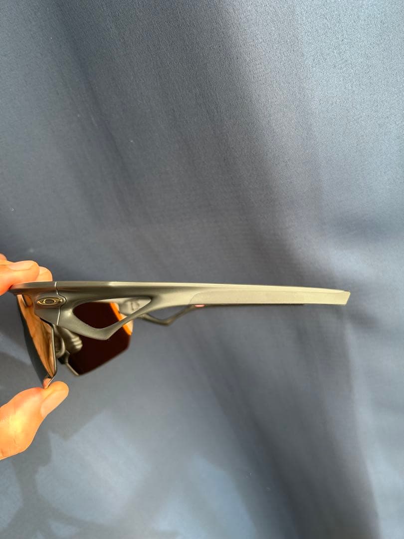 【ニシキング】OAKLEY SPHAERA