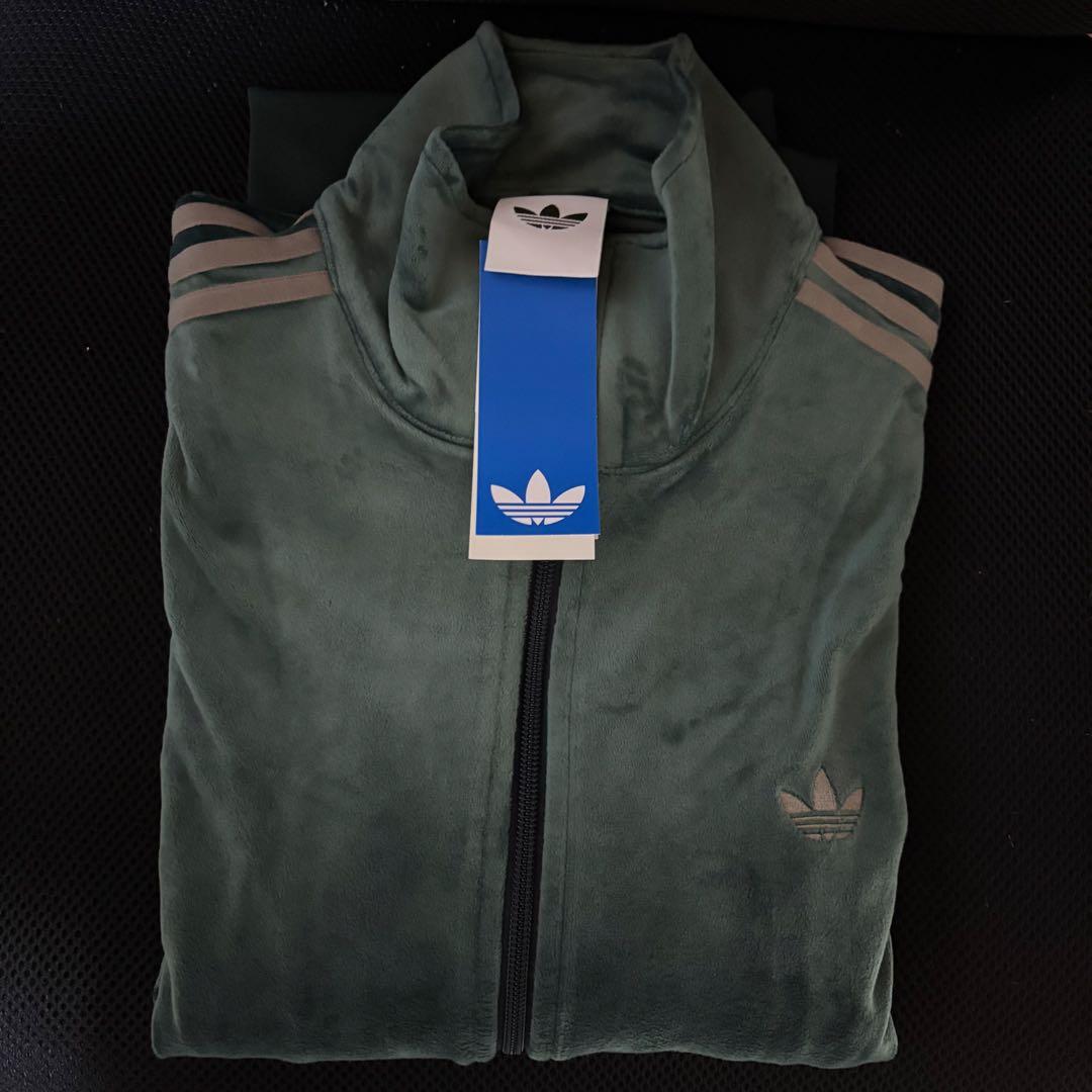 新品M⭐️adidas ファイヤーバード ベロア トラックトップ グリーン