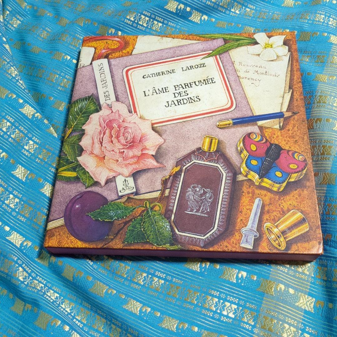 貴重　洋書　L'Ame Parfumee Des Jardins　フランス語香水