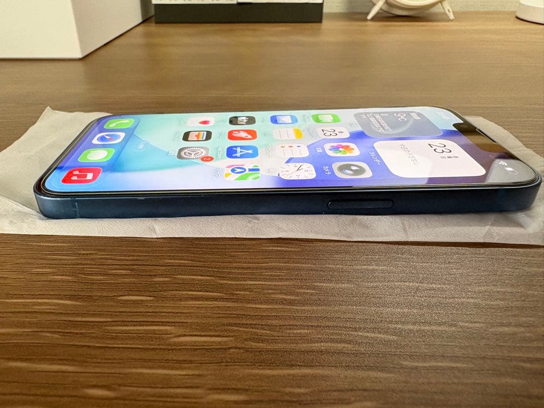 iPhone 13 128GB Simフリー 背面割れ 画面無傷