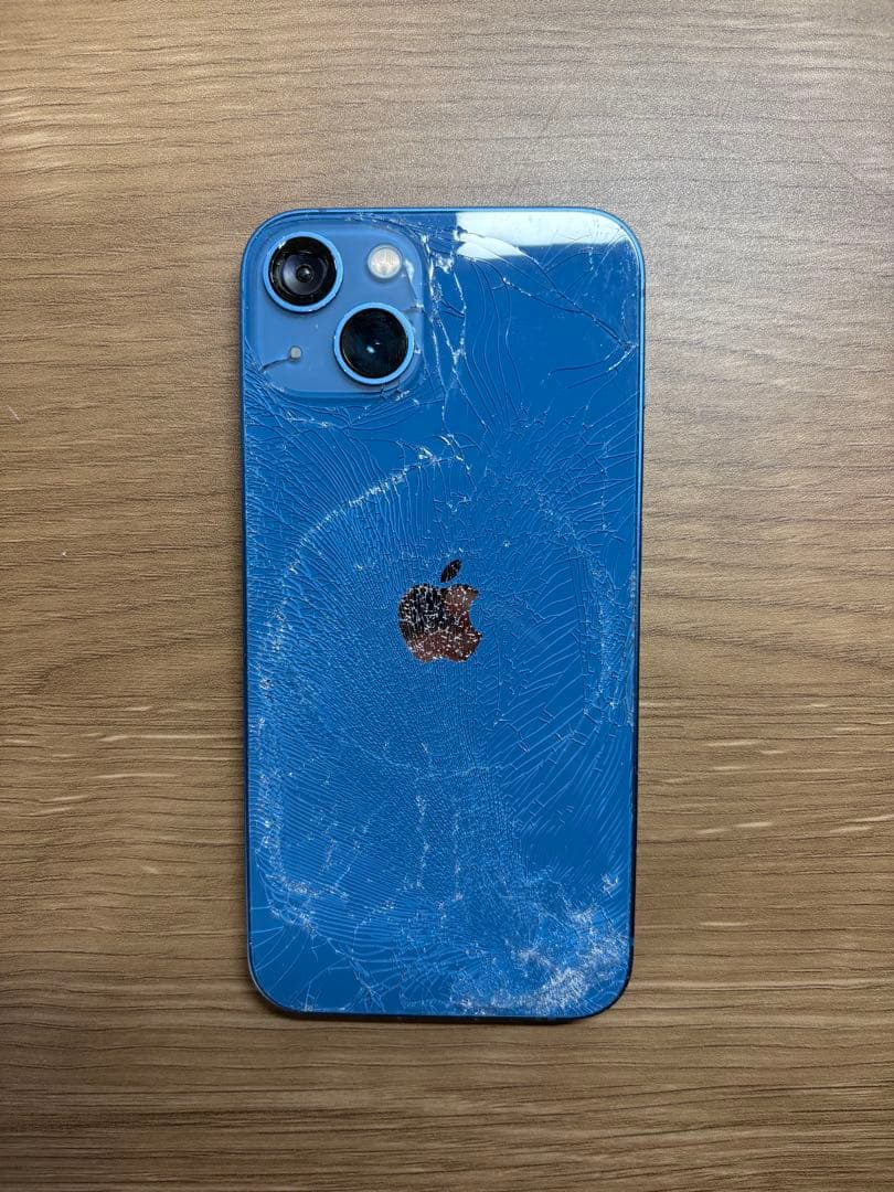 iPhone 13 128GB Simフリー 背面割れ 画面無傷