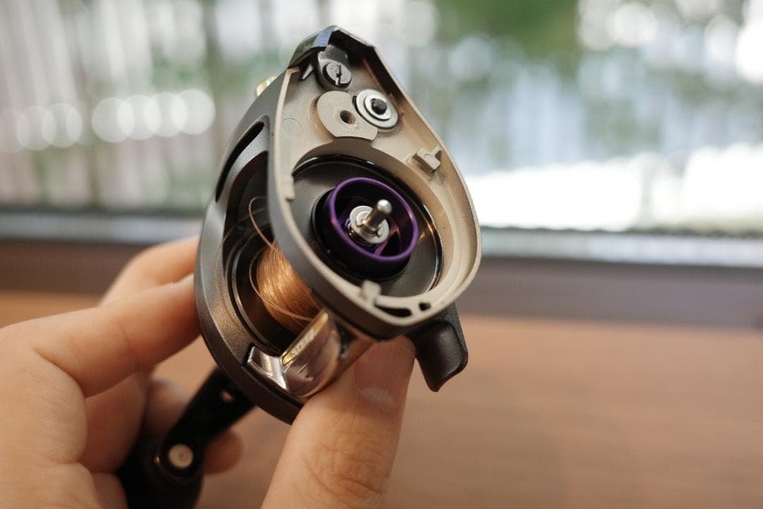 【美品】Steez 100HL ベイトリール 左ハンドル 中古