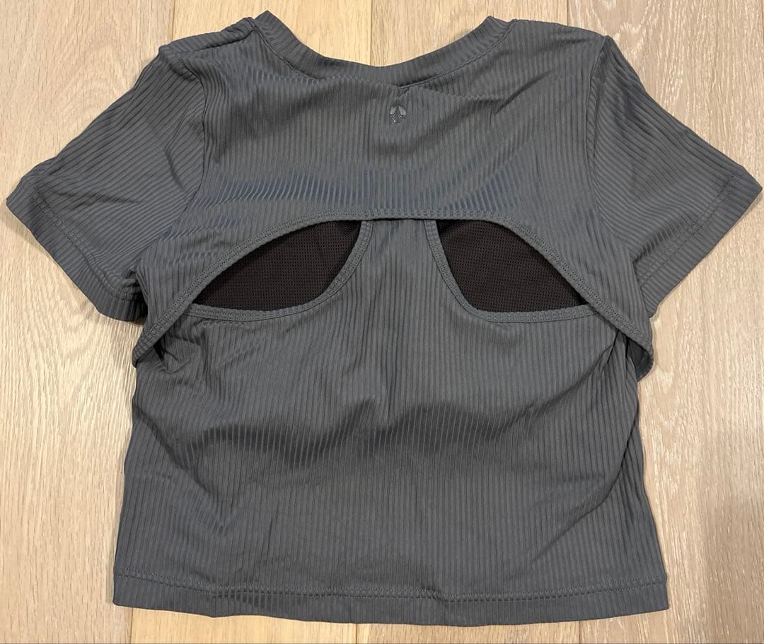 【SUKALA】　カップ付きバックベントTee チャコール　M