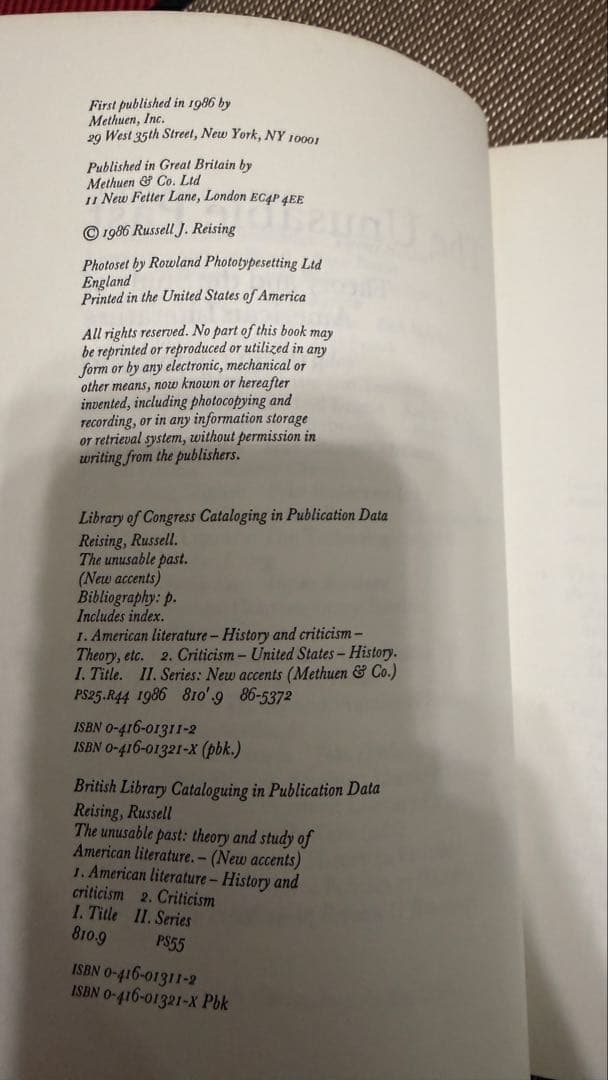 洋書 The Unusable Past by Russell Reising