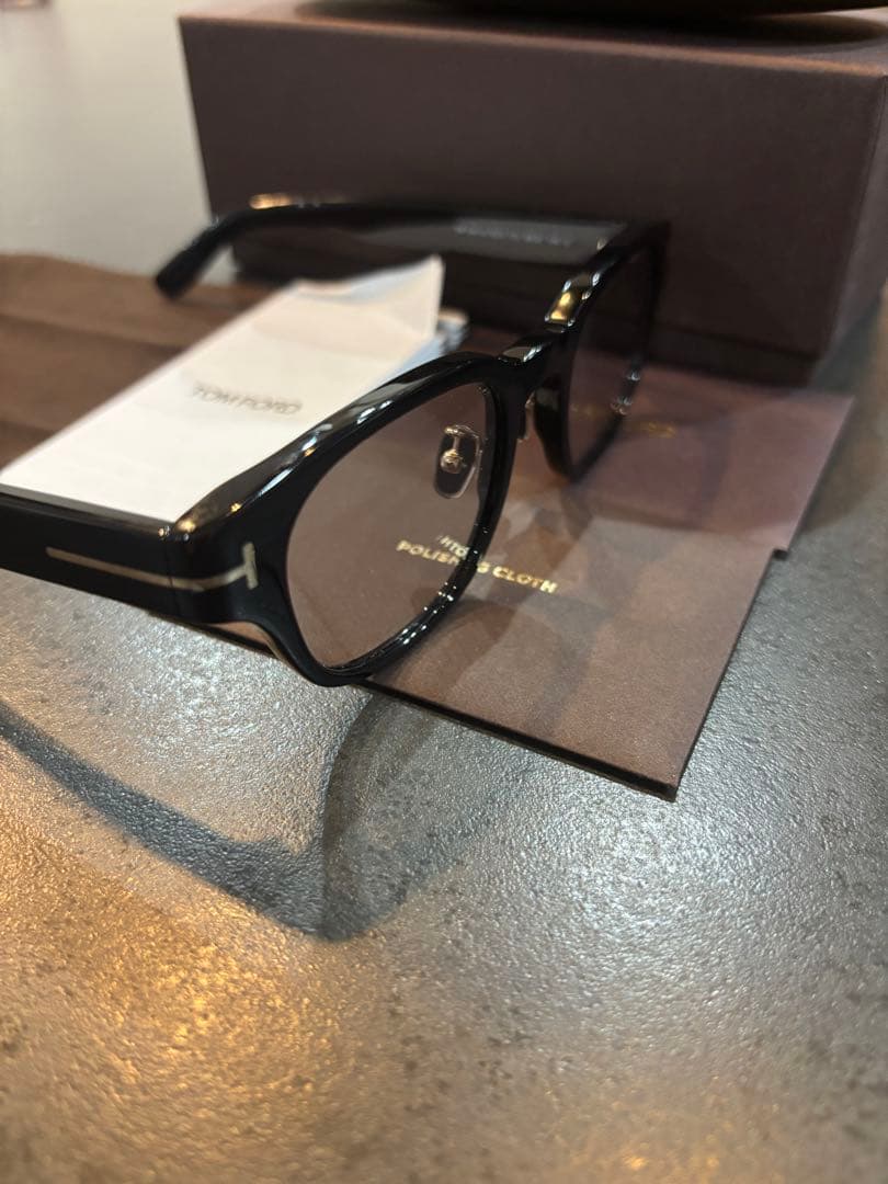 TOM FORD TF1041-D/S 01V サングラス