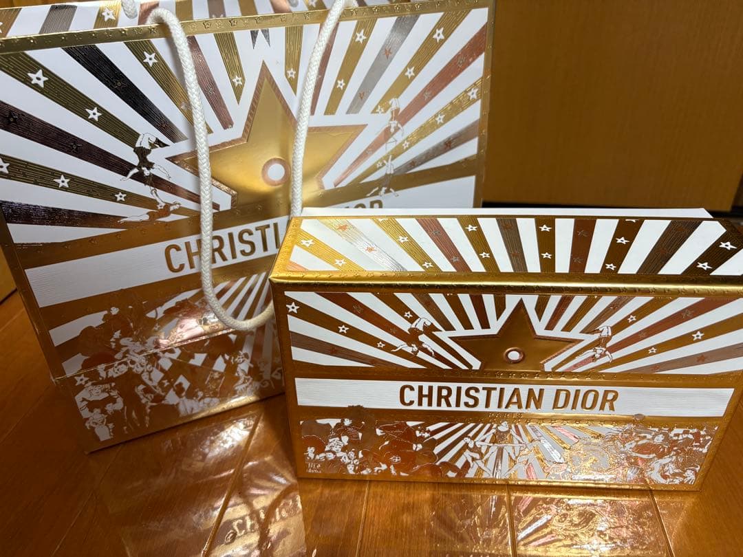 DIOR 2025ホリデー パレット