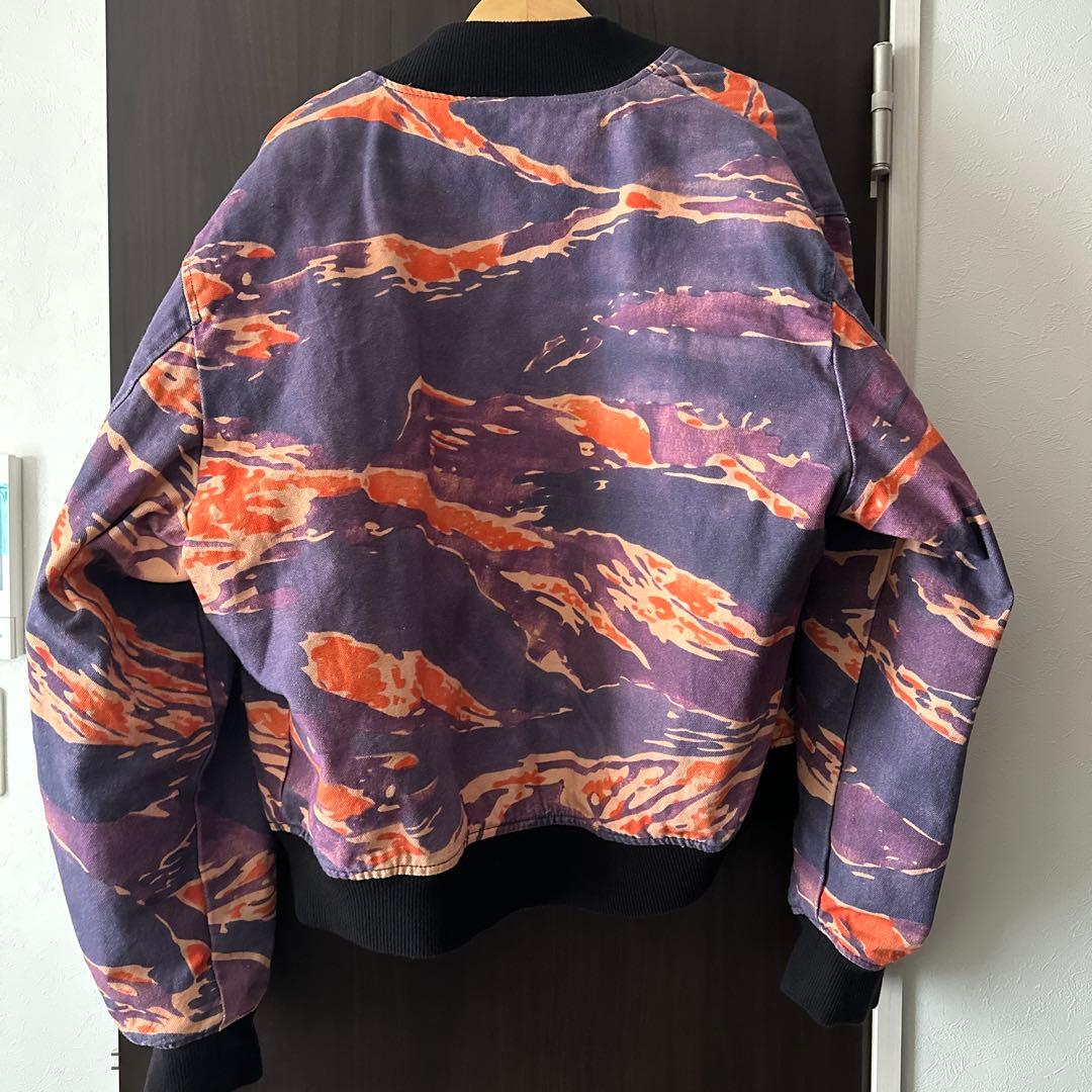 stussyステューシー　ボンバージャケット　MA-1