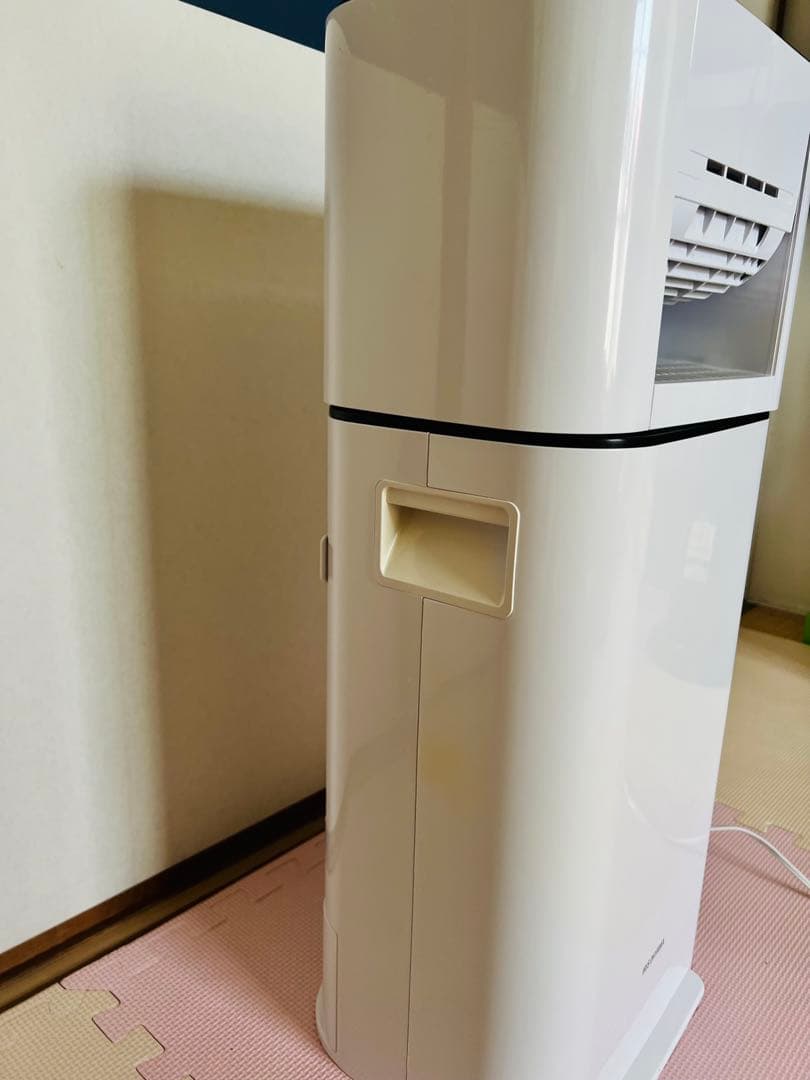 除湿機 アイリスオーヤマ デシカント式 サーキュレーター タイマー 2020年製