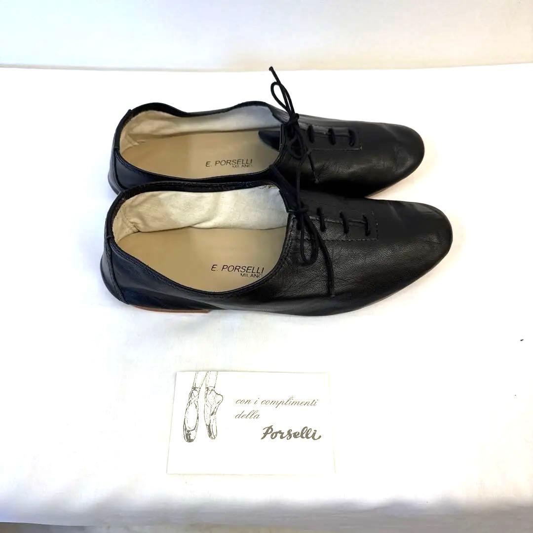 E. Porselli ブラックフラットシューズ