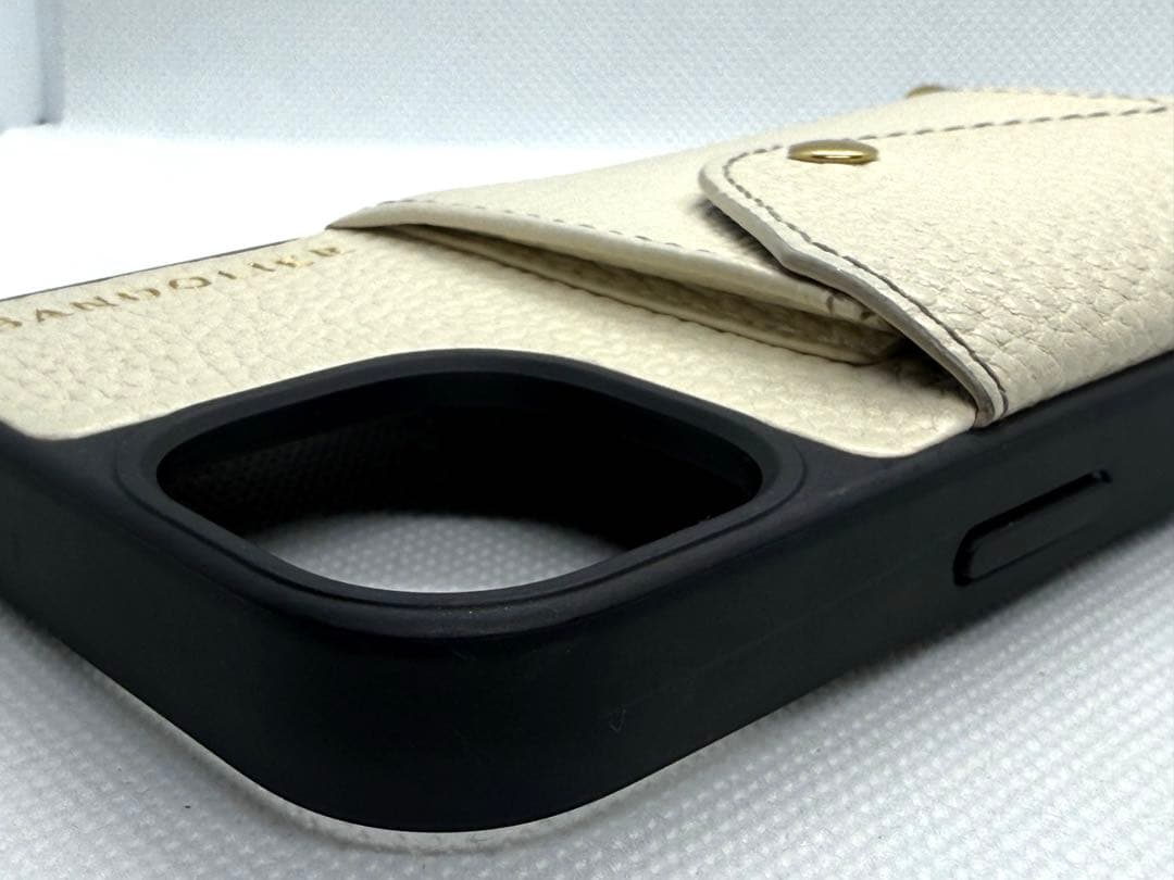 BANDOLIER バンドリヤー iphone15 ケース クリーム