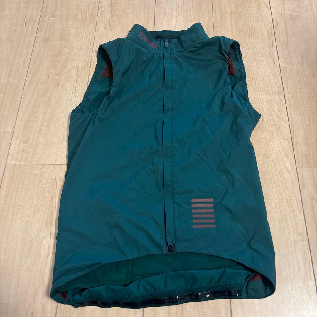rapha プロチーム　インサレーテッドジレ