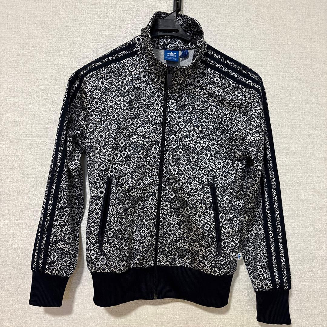 adidas 花柄ジャージ