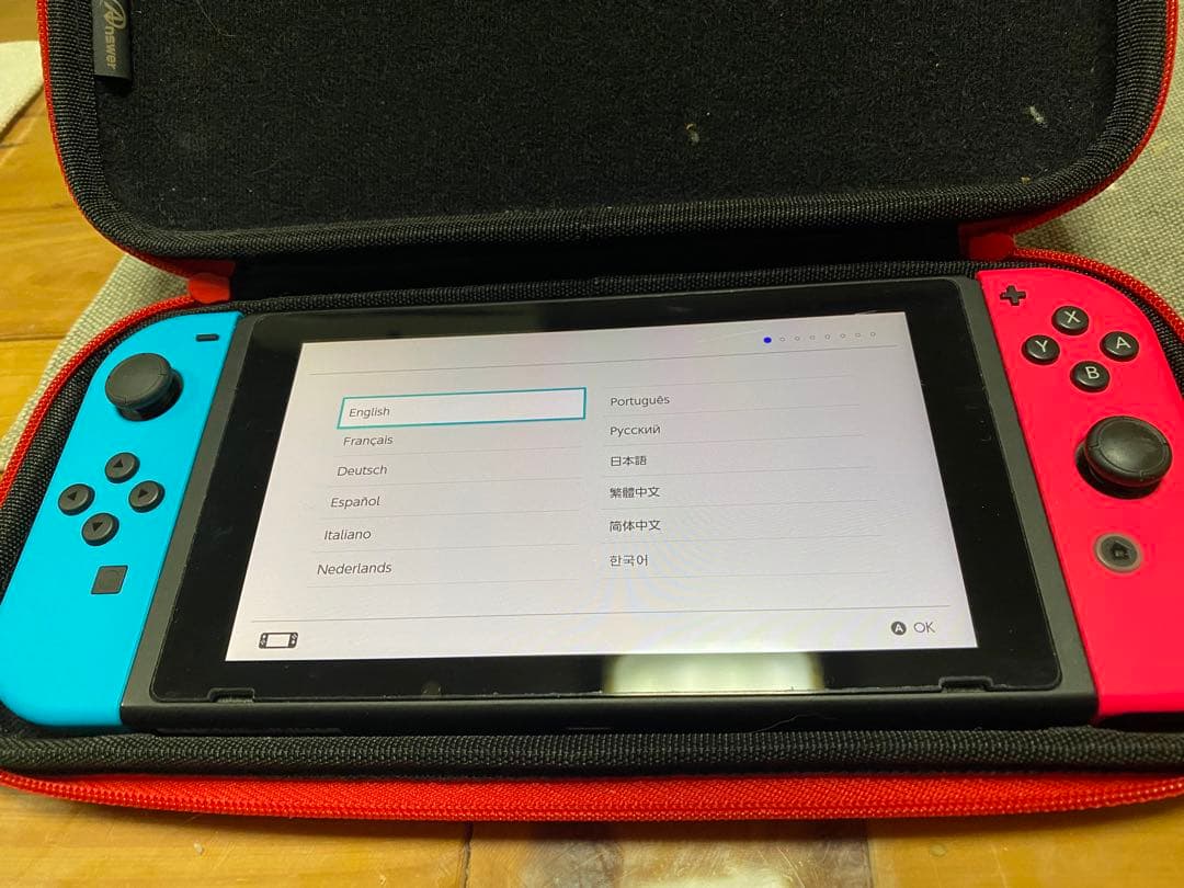 Nintendo Switch 青と赤 本体 充電器・HDMIケーブル付