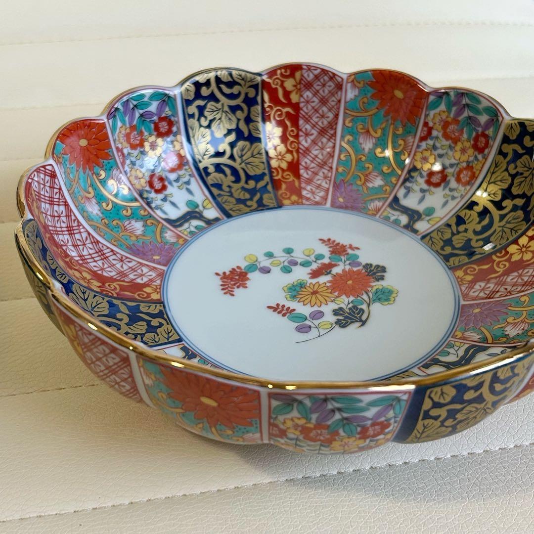 有田焼　清秀　元禄古伊万里　菊割鉢　大鉢　輪花盛鉢　金彩色絵染錦　深皿　金襴手