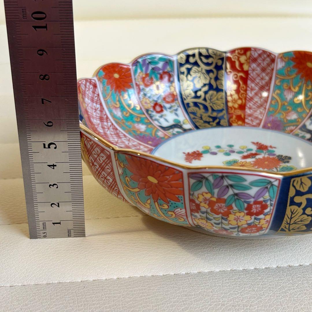 有田焼　清秀　元禄古伊万里　菊割鉢　大鉢　輪花盛鉢　金彩色絵染錦　深皿　金襴手