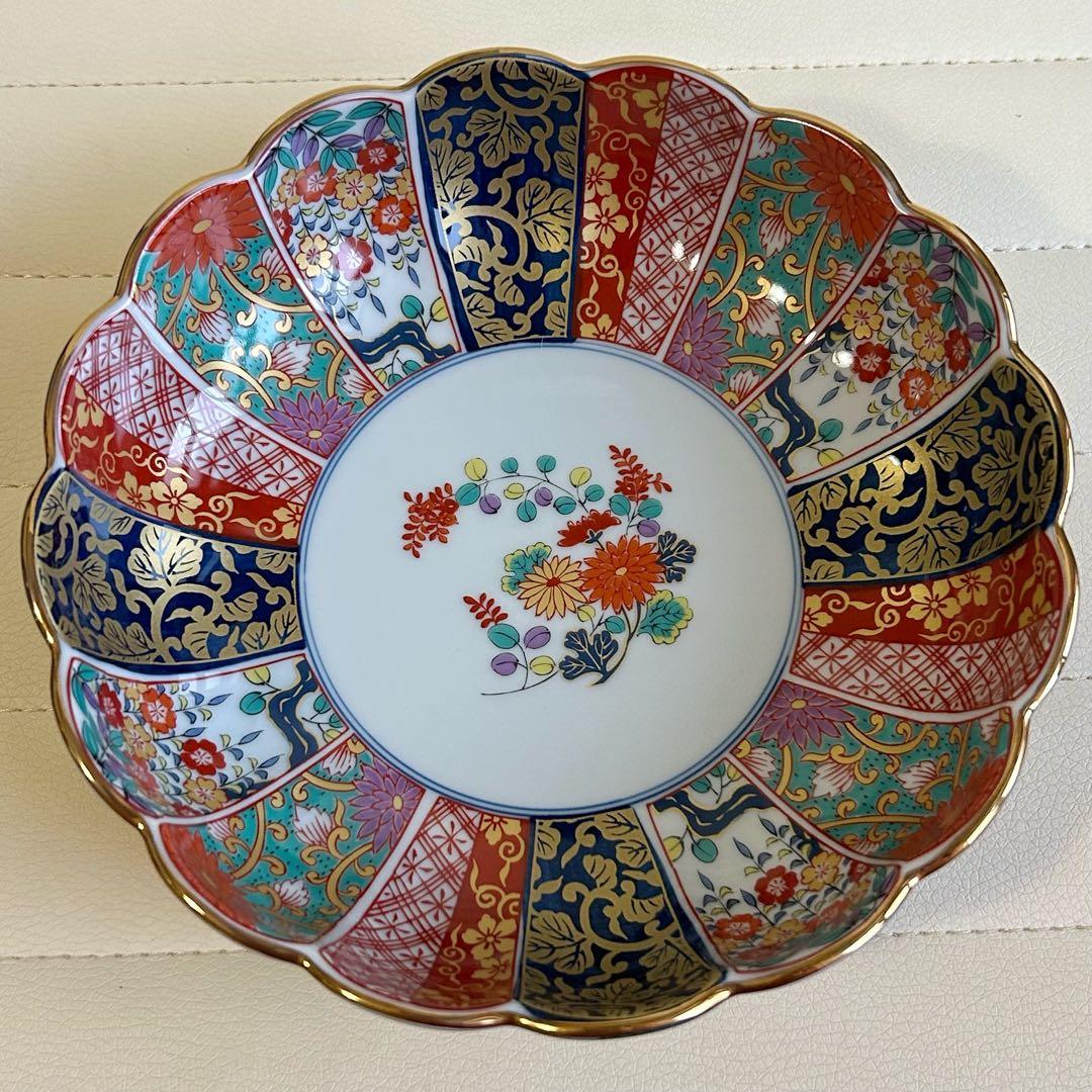 有田焼　清秀　元禄古伊万里　菊割鉢　大鉢　輪花盛鉢　金彩色絵染錦　深皿　金襴手