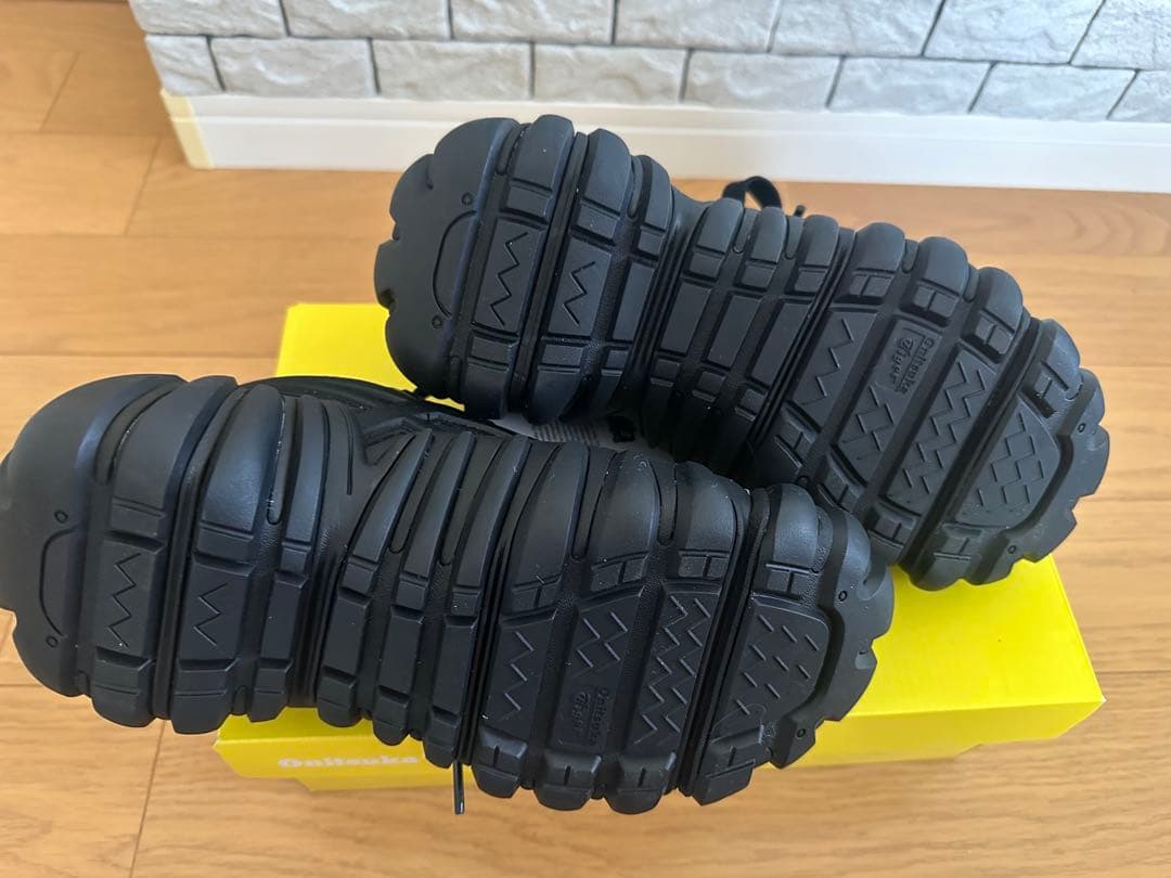 【新品タグ付き】オニツカタイガーDENTIGLES LS デンティグレ23cm