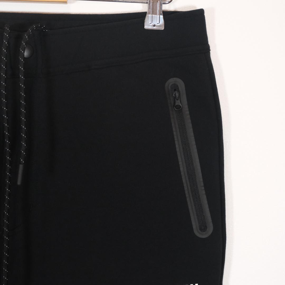 F.C.R.B.  TECH KNIT TRAINING PANTS XL